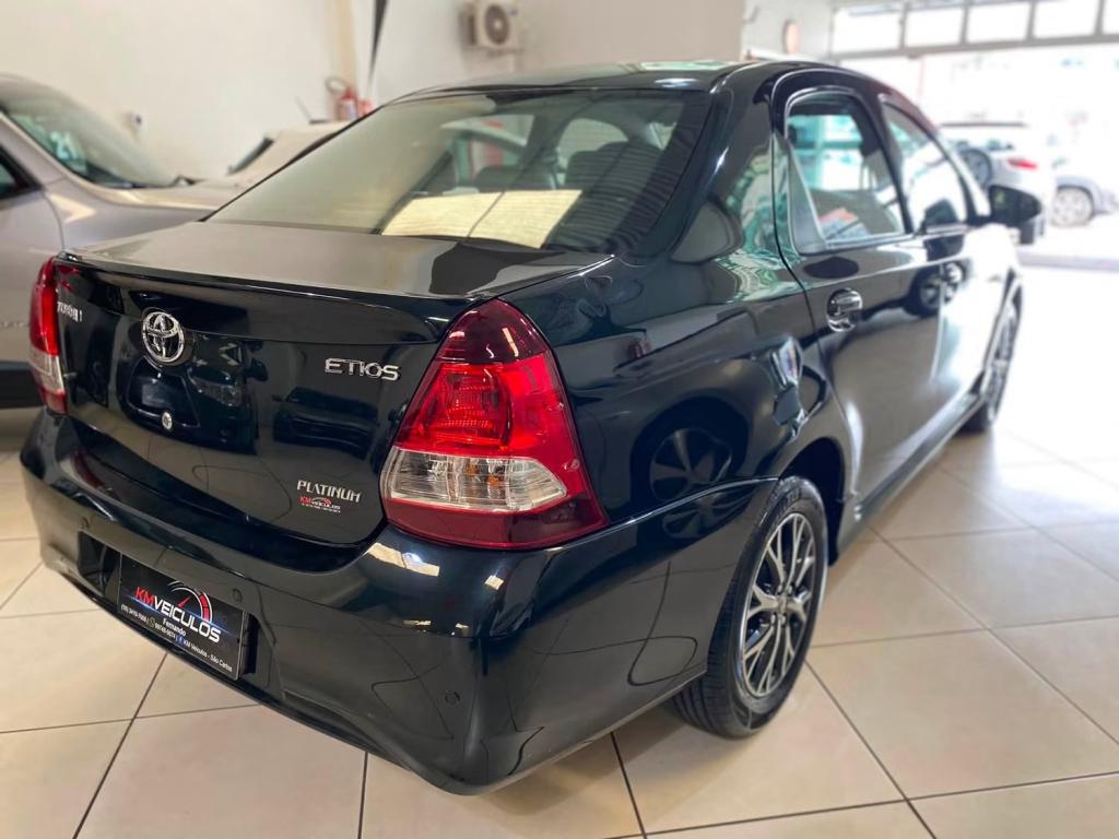 TOYOTA Etios Sedan - Foto
