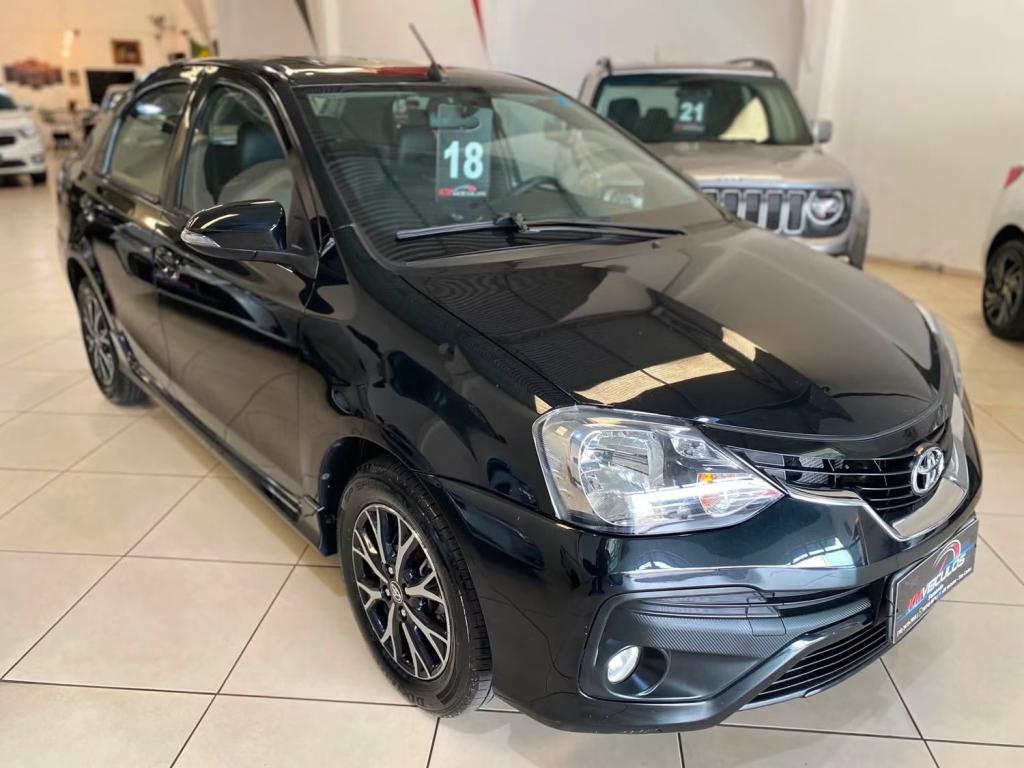 TOYOTA Etios Sedan - Foto