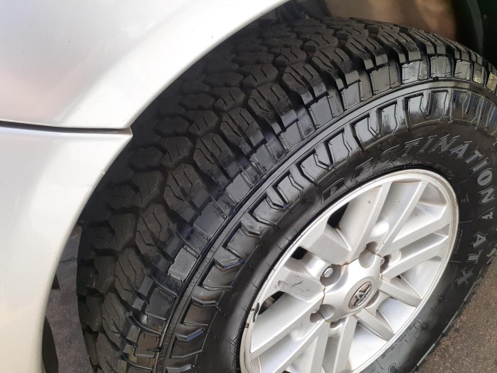 TOYOTA Hilux Caminhonete - Foto