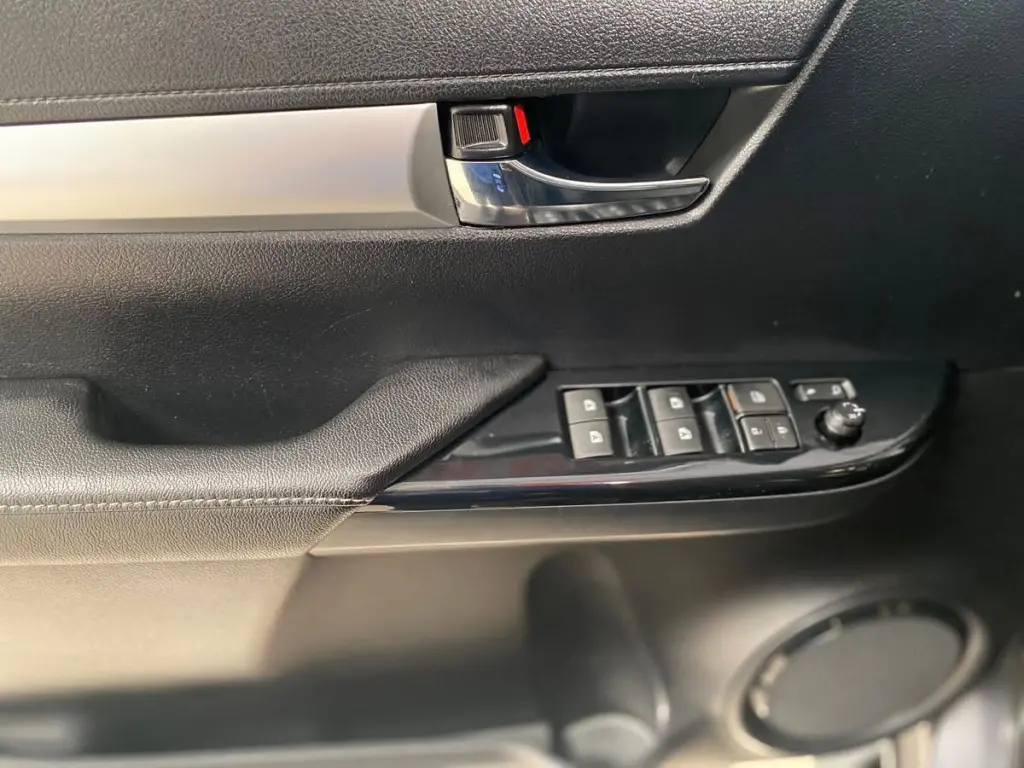 TOYOTA Hilux Caminhonete - Foto