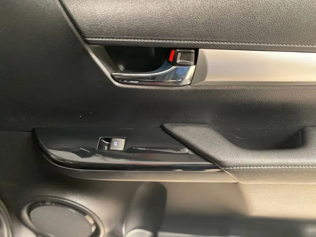 TOYOTA Hilux Caminhonete - Foto