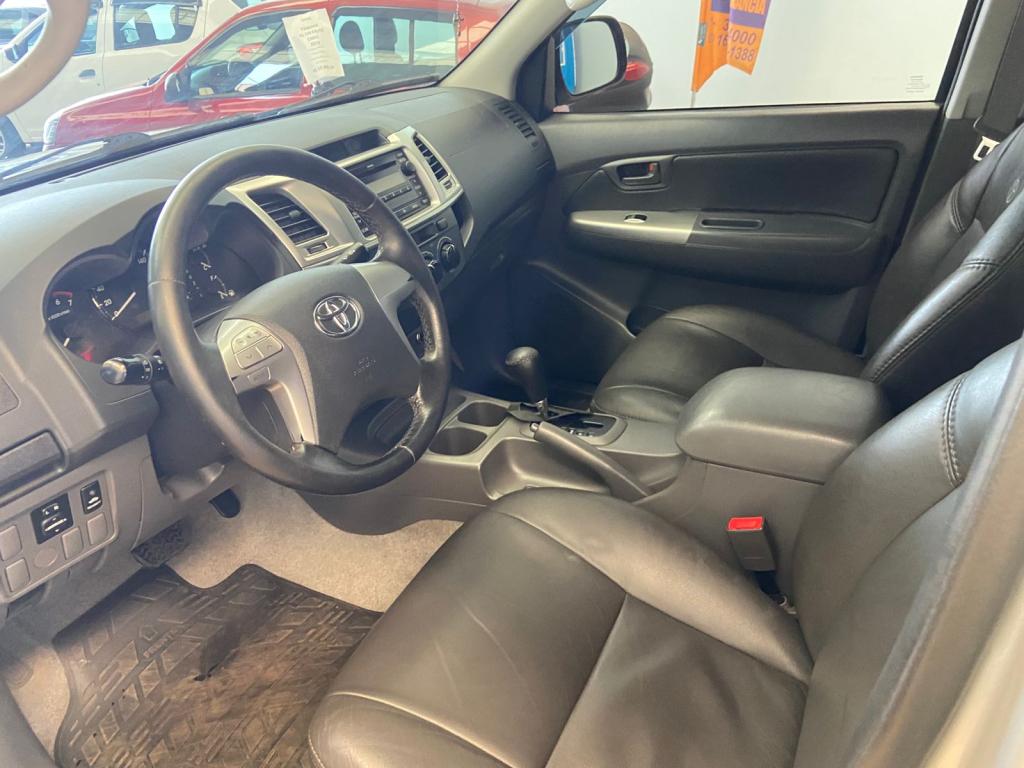 TOYOTA Hilux Caminhonete - Foto