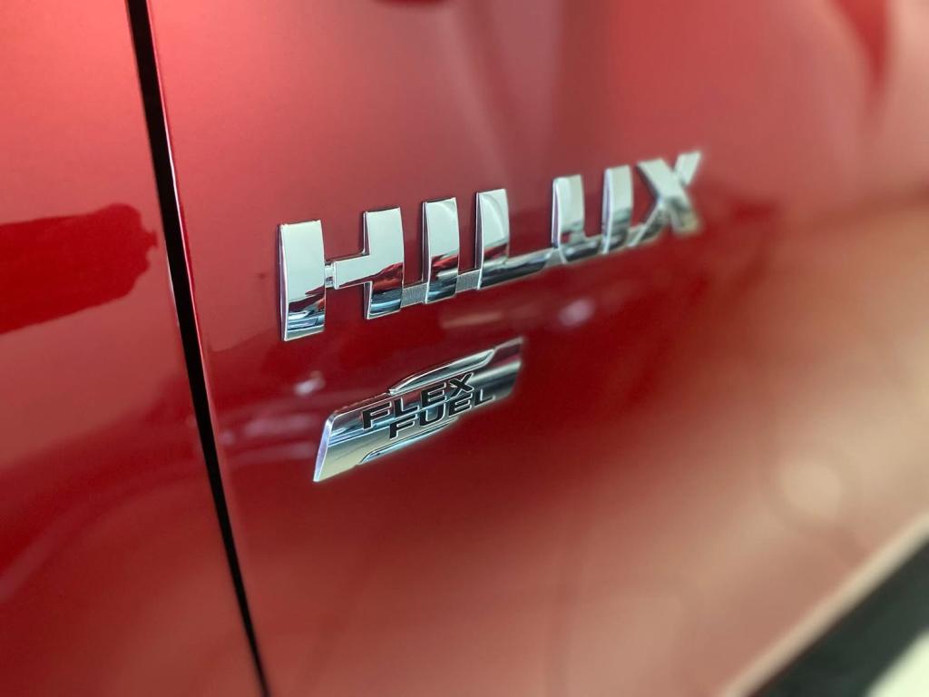 TOYOTA Hilux Caminhonete - Foto