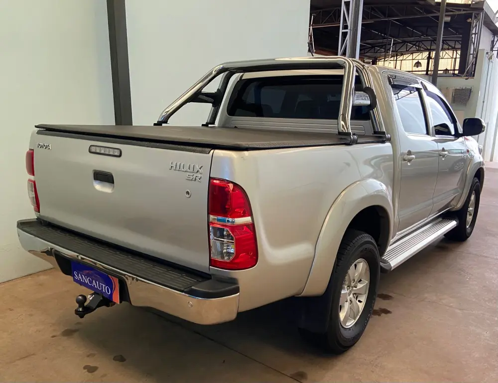 TOYOTA Hilux Caminhonete - Foto