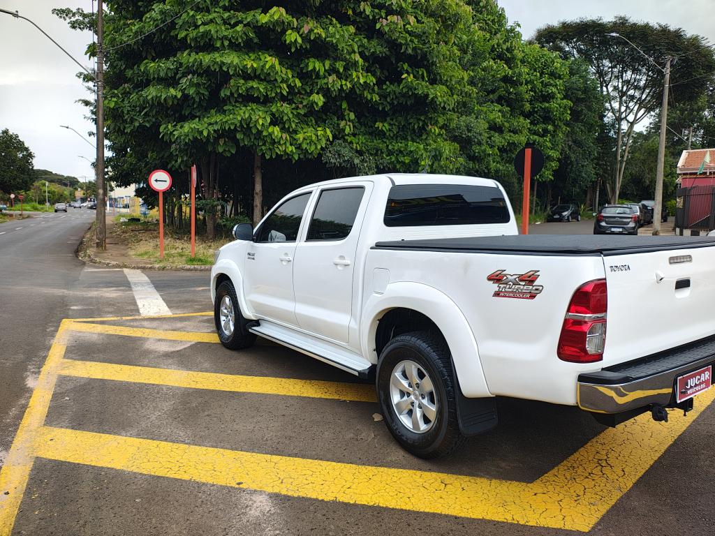TOYOTA Hilux Caminhonete - Foto