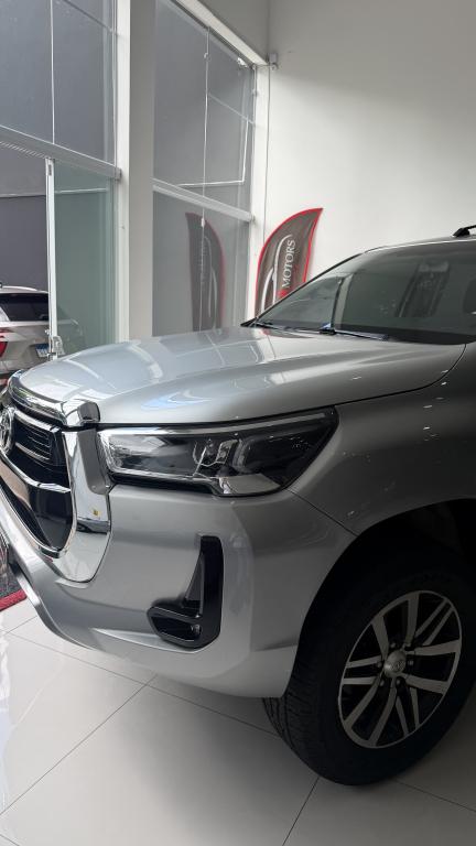 TOYOTA Hilux Caminhonete - Foto