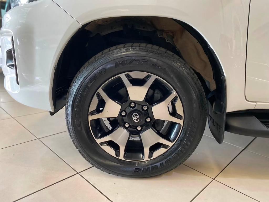 TOYOTA Hilux Caminhonete - Foto