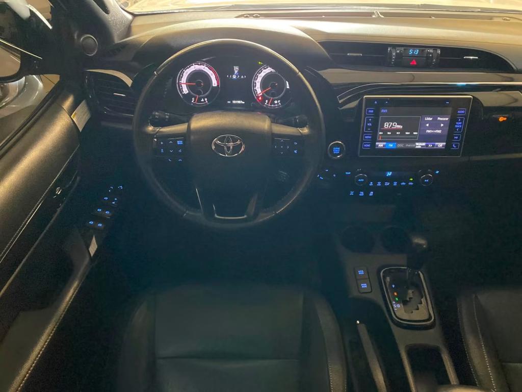 TOYOTA Hilux Caminhonete - Foto