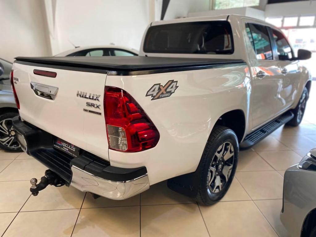TOYOTA Hilux Caminhonete - Foto