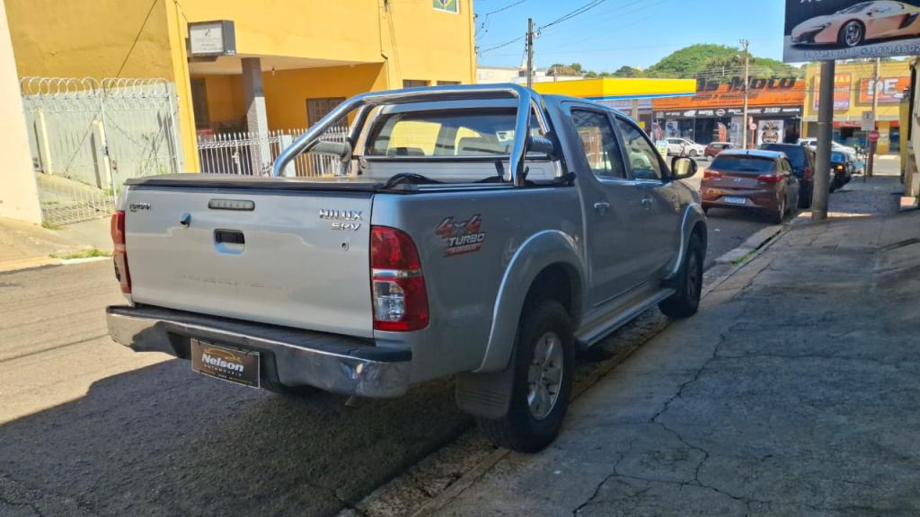 TOYOTA Hilux Caminhonete - Foto