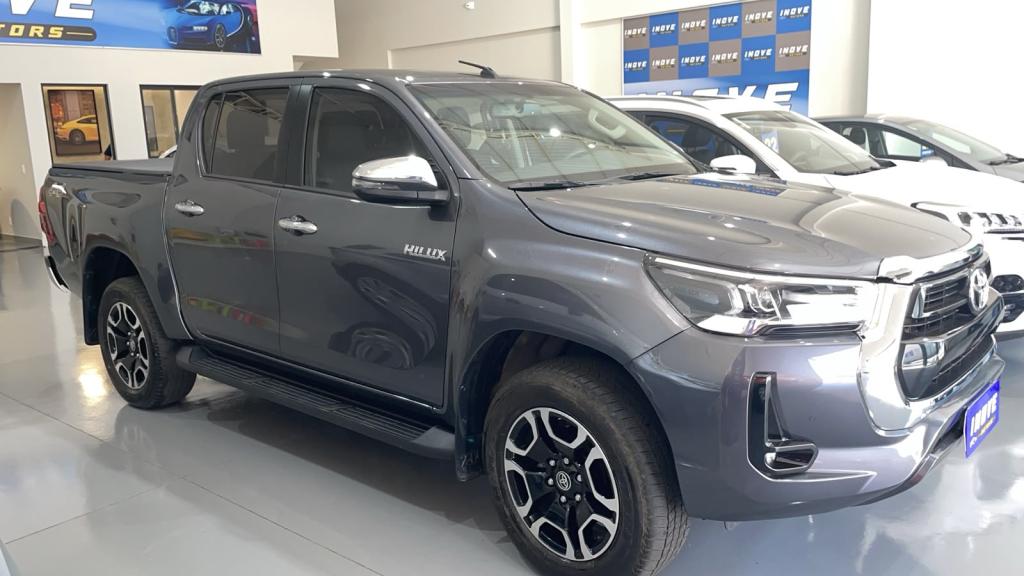 TOYOTA Hilux Caminhonete - Foto