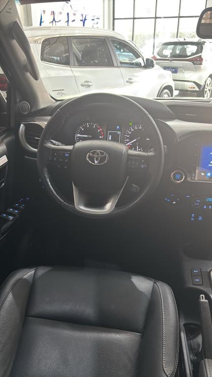 TOYOTA Hilux Caminhonete - Foto