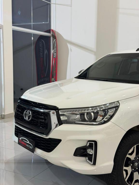 TOYOTA Hilux Caminhonete - Foto