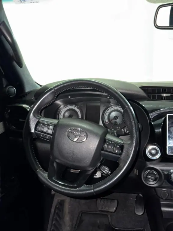 TOYOTA Hilux Caminhonete - Foto