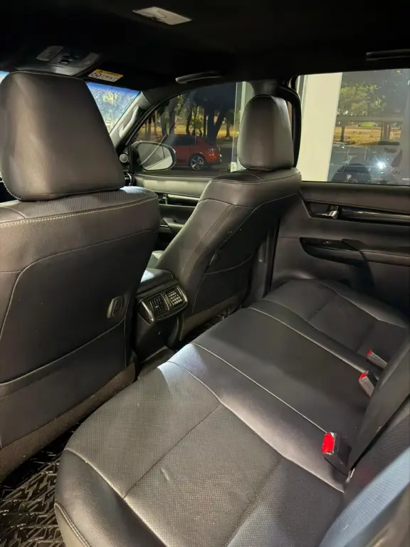 TOYOTA Hilux Caminhonete - Foto