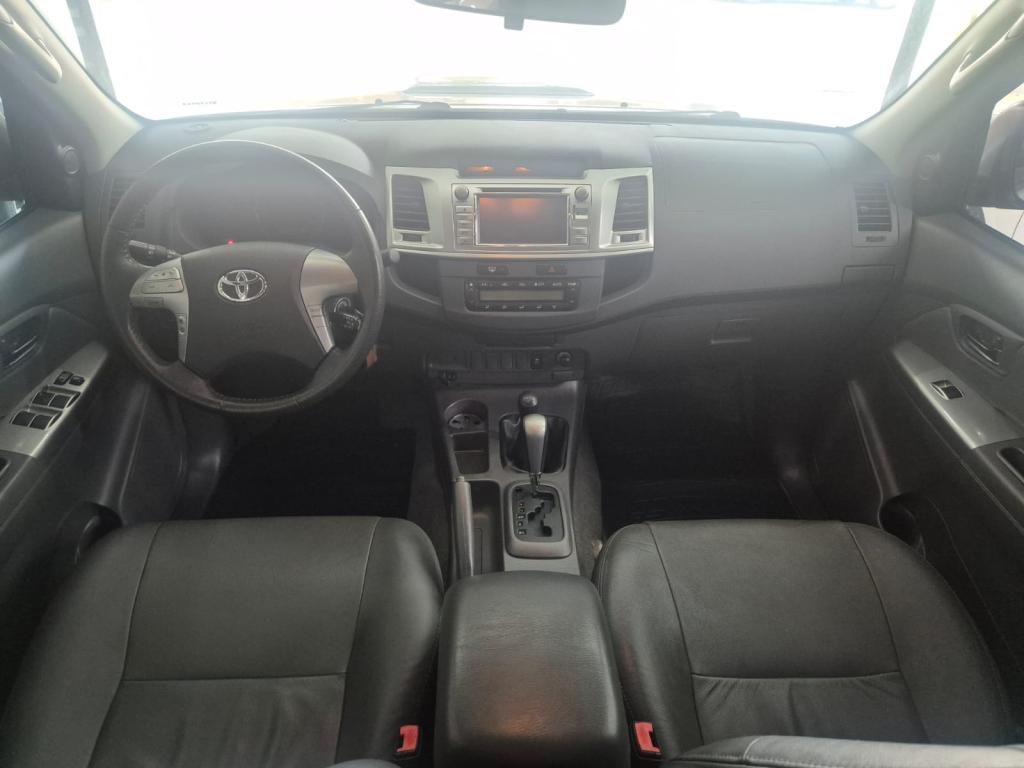TOYOTA Hilux Caminhonete - Foto