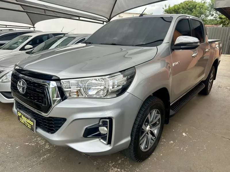 TOYOTA Hilux Caminhonete - Foto