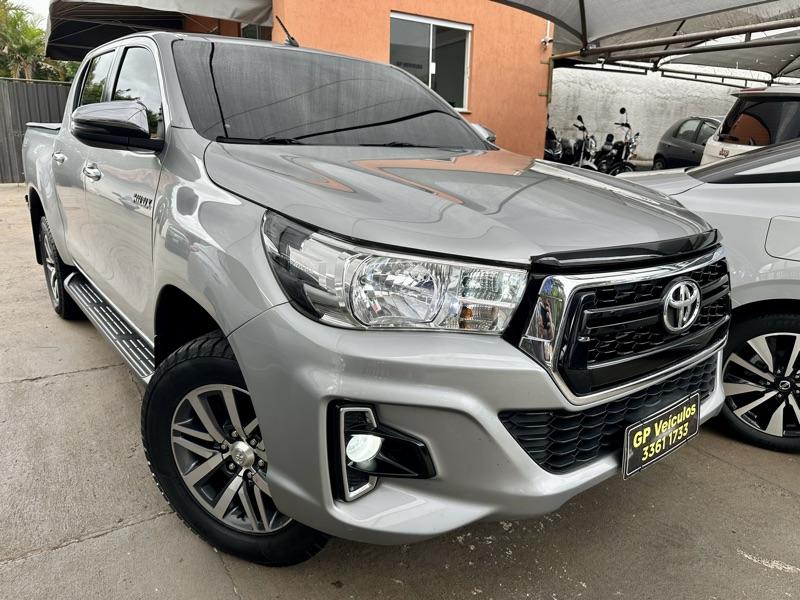 TOYOTA Hilux Caminhonete - Foto