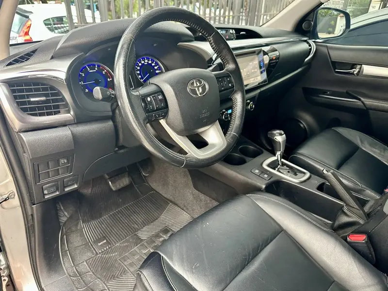 TOYOTA Hilux Caminhonete - Foto