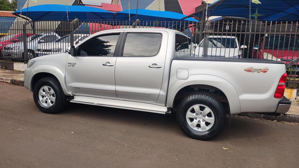 TOYOTA Hilux Caminhonete - Foto