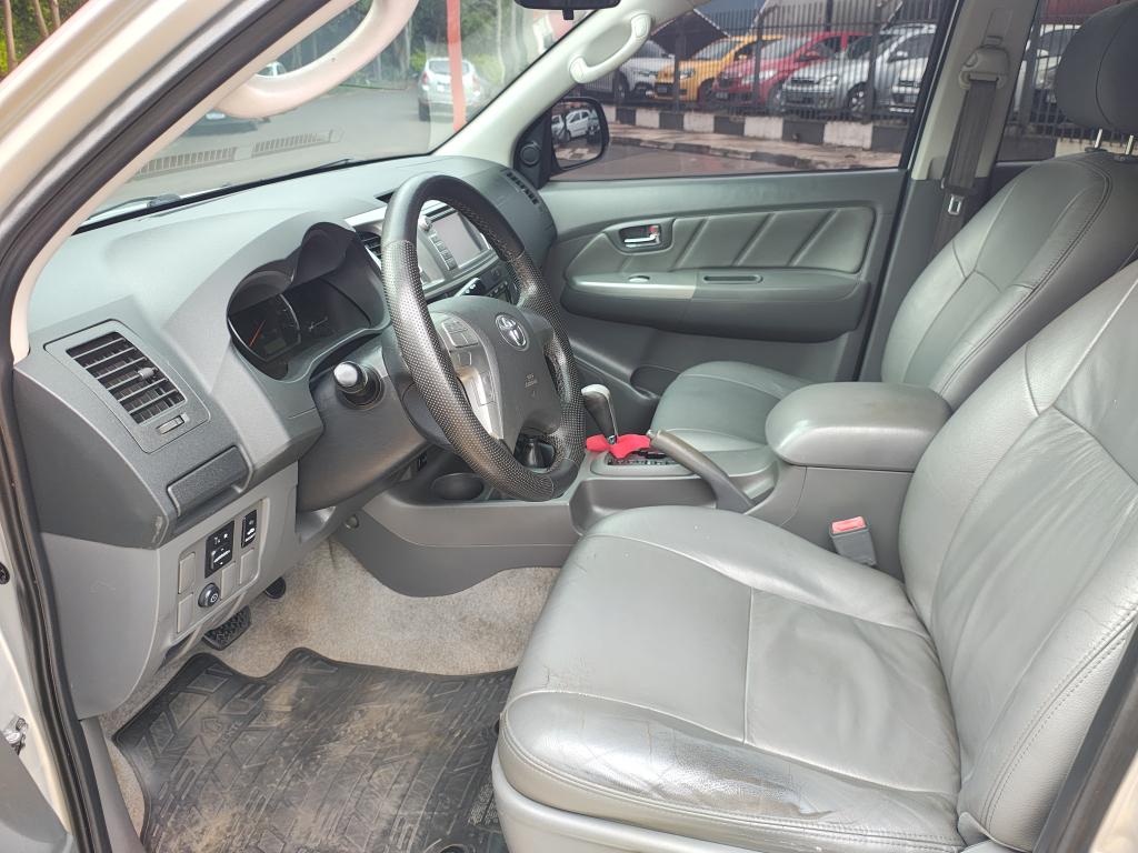 TOYOTA Hilux Caminhonete - Foto