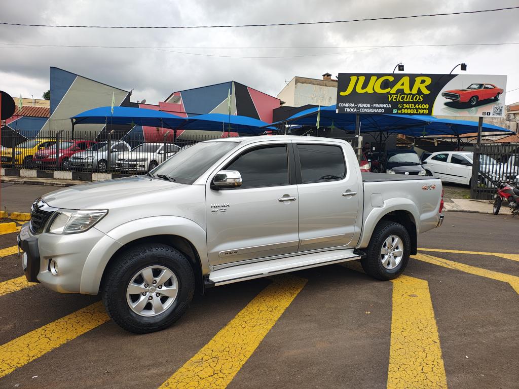 TOYOTA Hilux Caminhonete - Foto