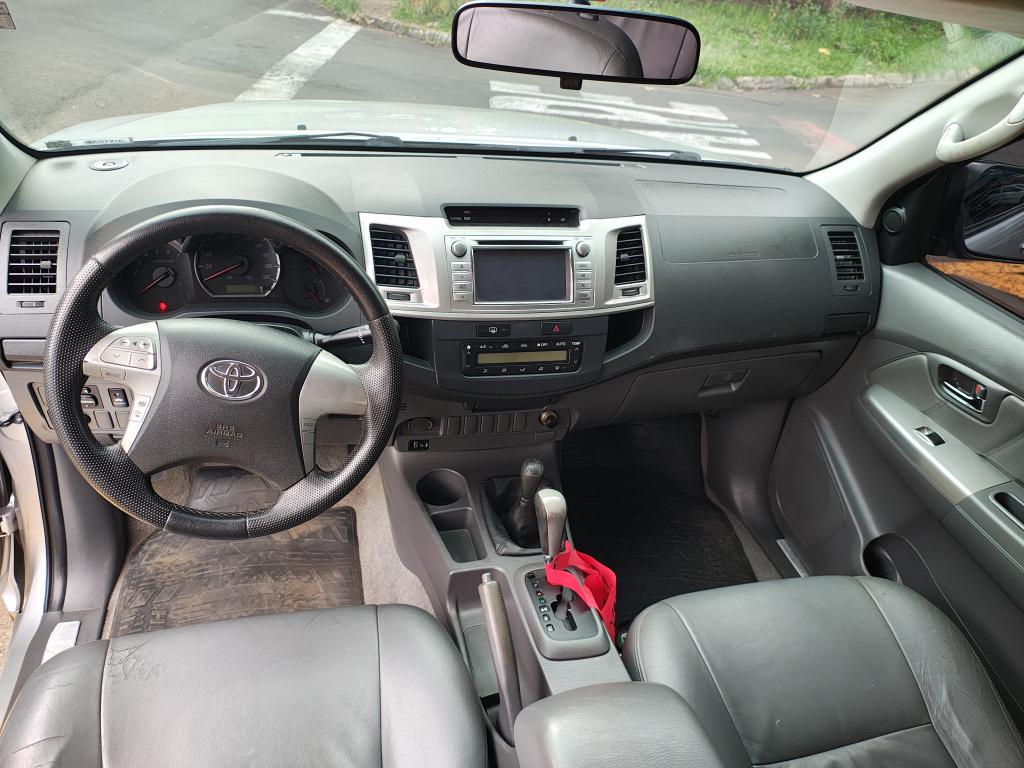 TOYOTA Hilux Caminhonete - Foto