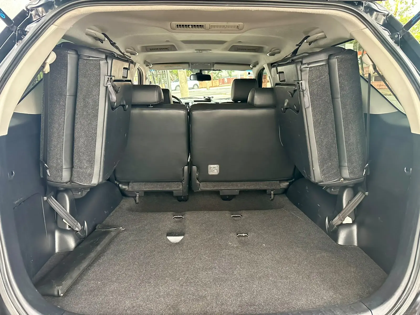 TOYOTA Hilux SW4 - Foto