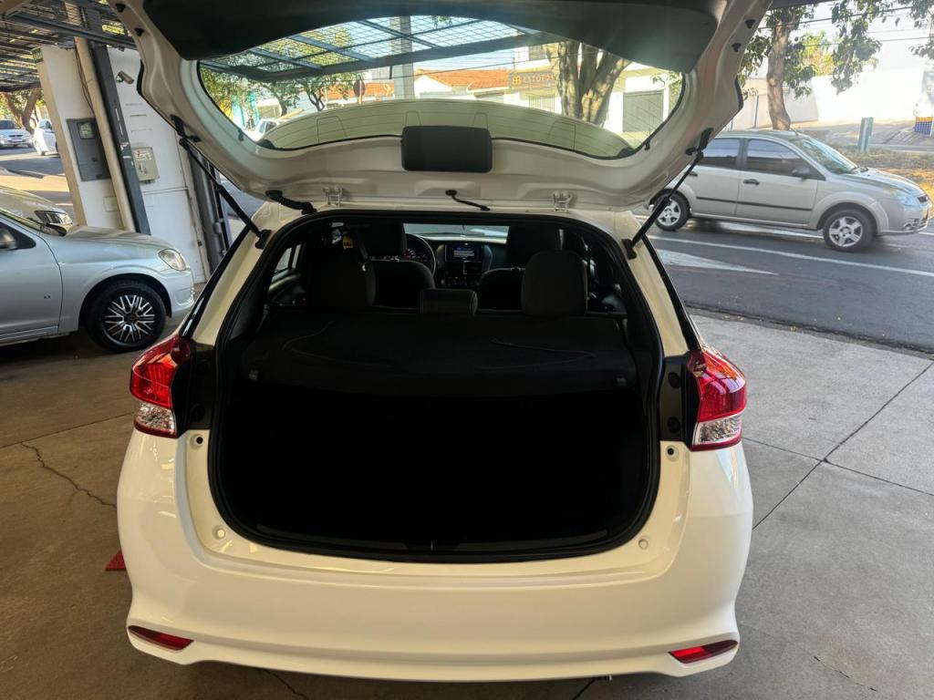 TOYOTA Yaris Hatch - Foto