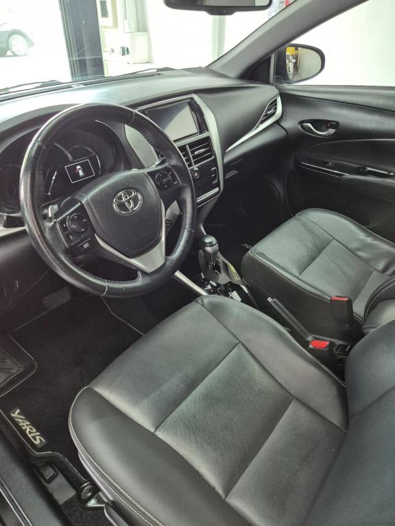 TOYOTA Yaris Hatch - Foto