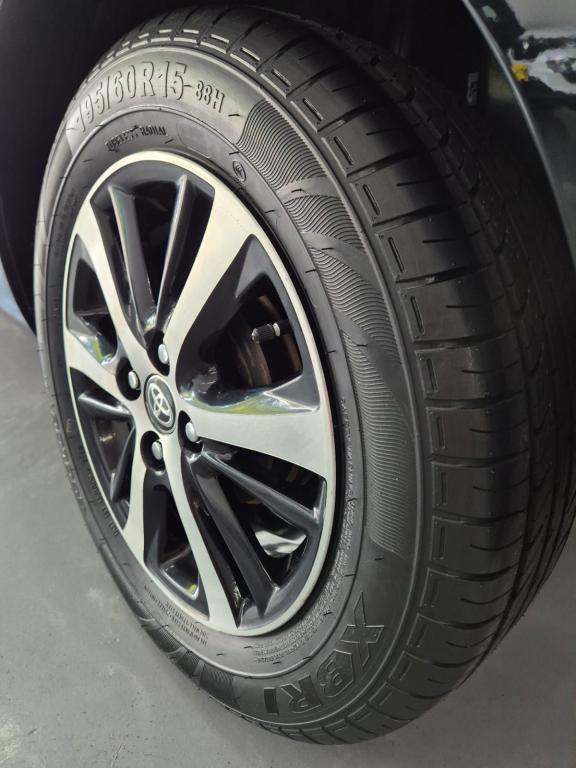 TOYOTA Yaris Hatch - Foto