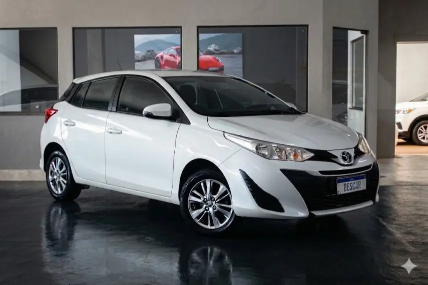 TOYOTA Yaris Hatch