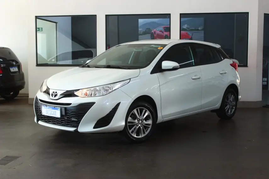 TOYOTA Yaris Hatch - Foto