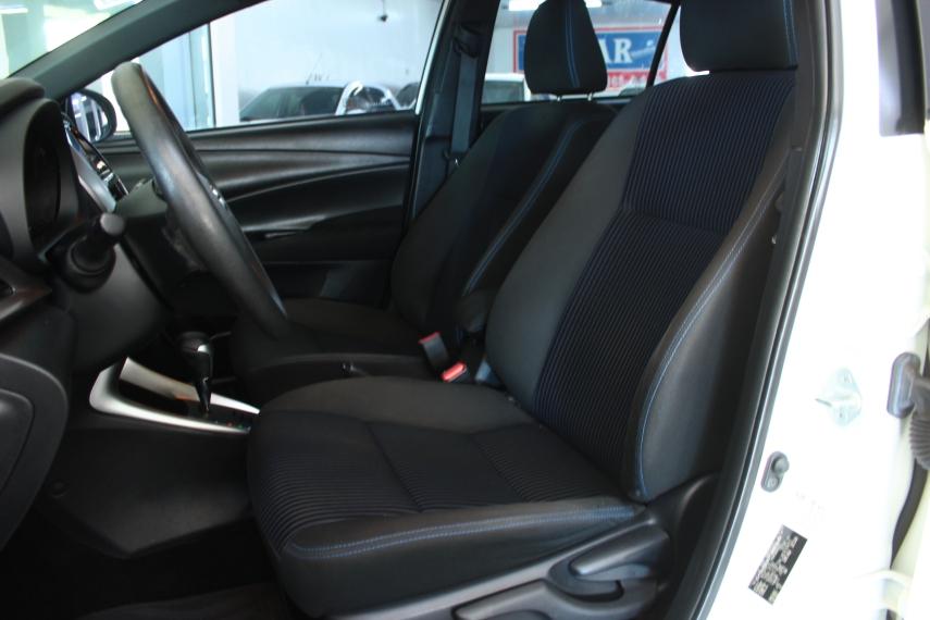 TOYOTA Yaris Hatch - Foto