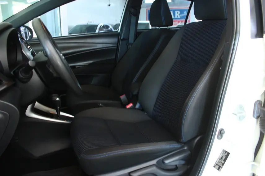 TOYOTA Yaris Hatch - Foto