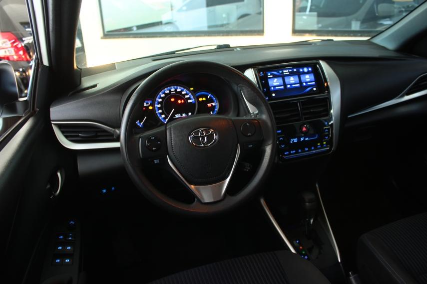 TOYOTA Yaris Hatch - Foto