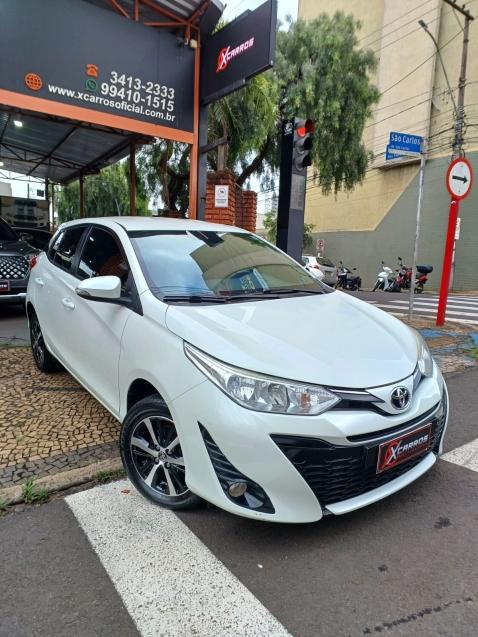 TOYOTA Yaris Hatch
