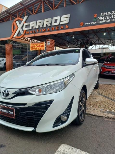 TOYOTA Yaris Hatch - Foto