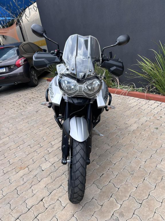 TRIUMPH Tiger 800 - Foto