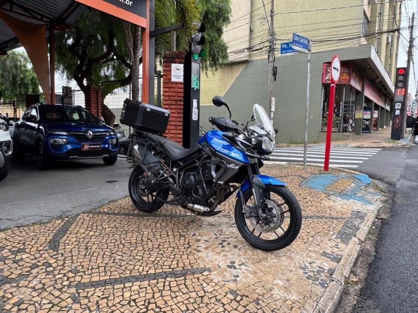 TRIUMPH Tiger 800 - Foto