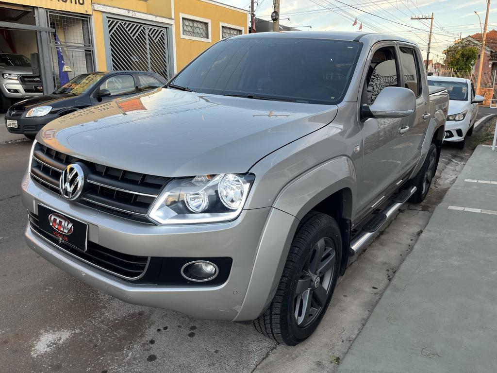 VOLKSWAGEN Amarok - Foto