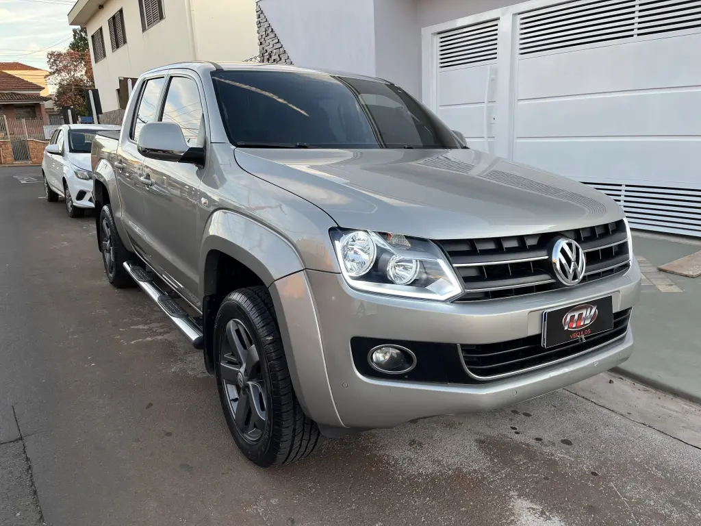VOLKSWAGEN Amarok - Foto