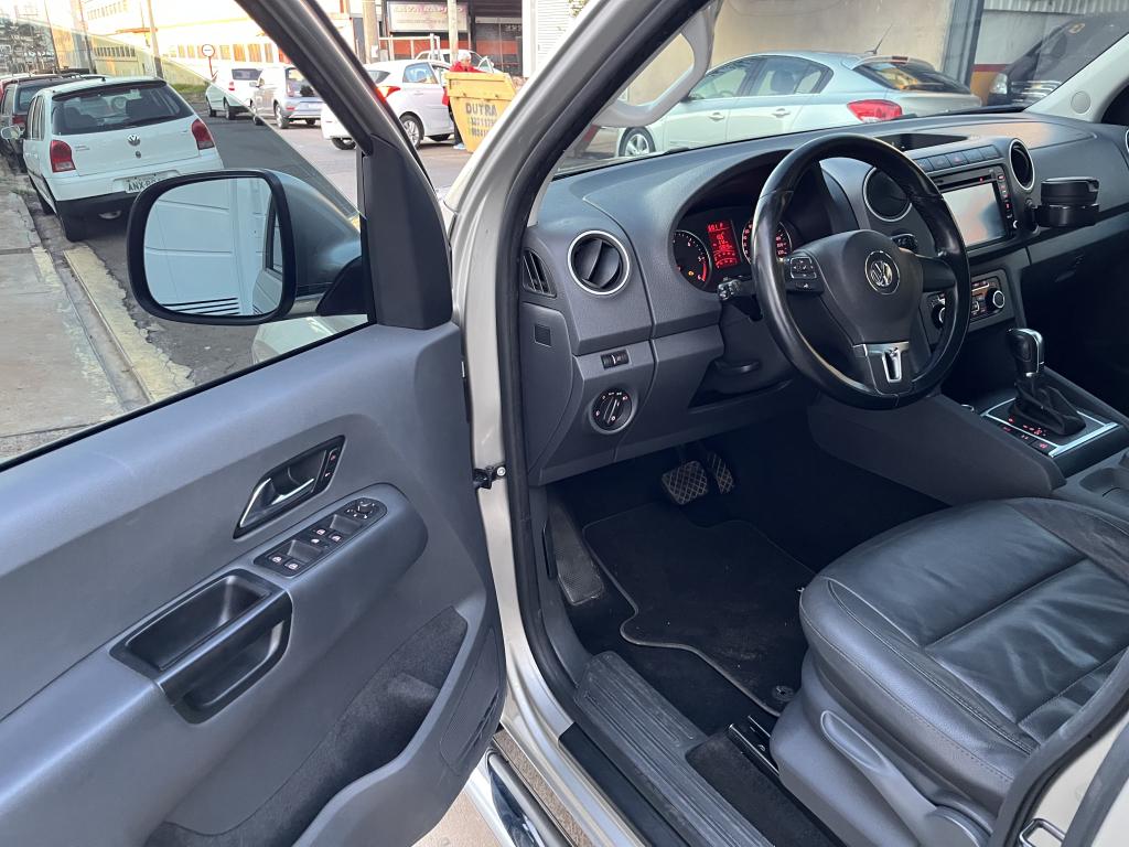 VOLKSWAGEN Amarok - Foto