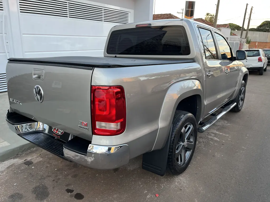 VOLKSWAGEN Amarok - Foto