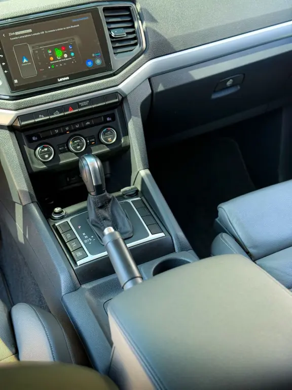 VOLKSWAGEN Amarok - Foto