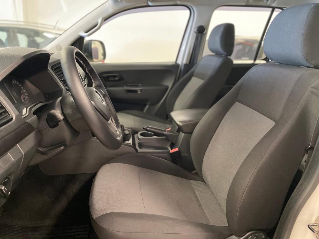 VOLKSWAGEN Amarok - Foto