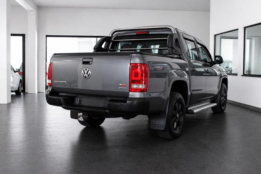 VOLKSWAGEN Amarok - Foto