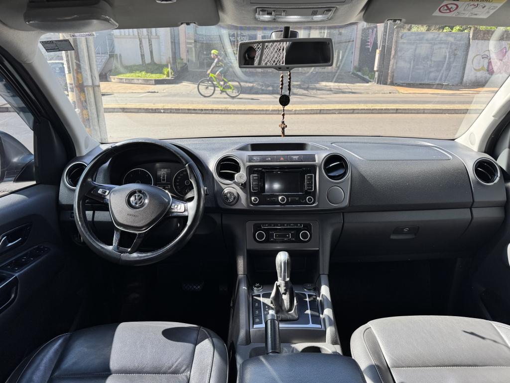 VOLKSWAGEN Amarok - Foto