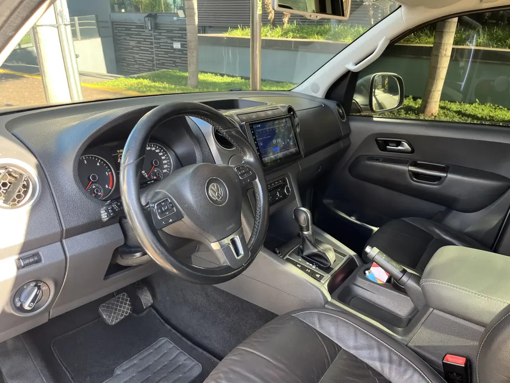 VOLKSWAGEN Amarok - Foto