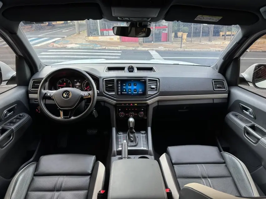 VOLKSWAGEN Amarok - Foto